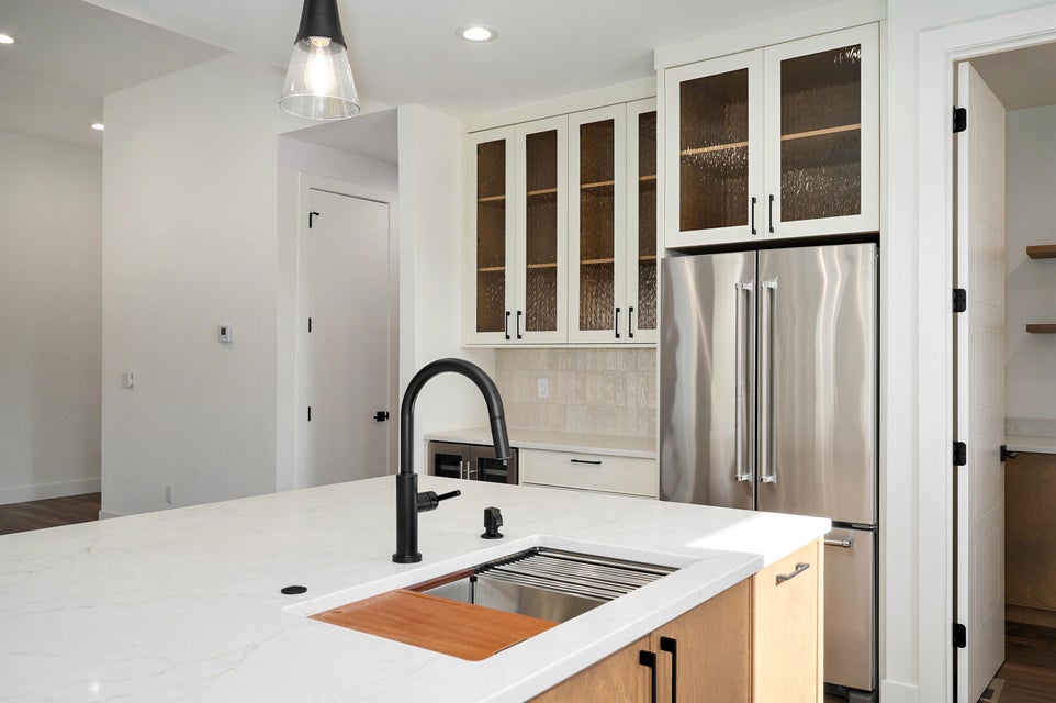 Premium cabinet finish - 417 Build Springfield MO project